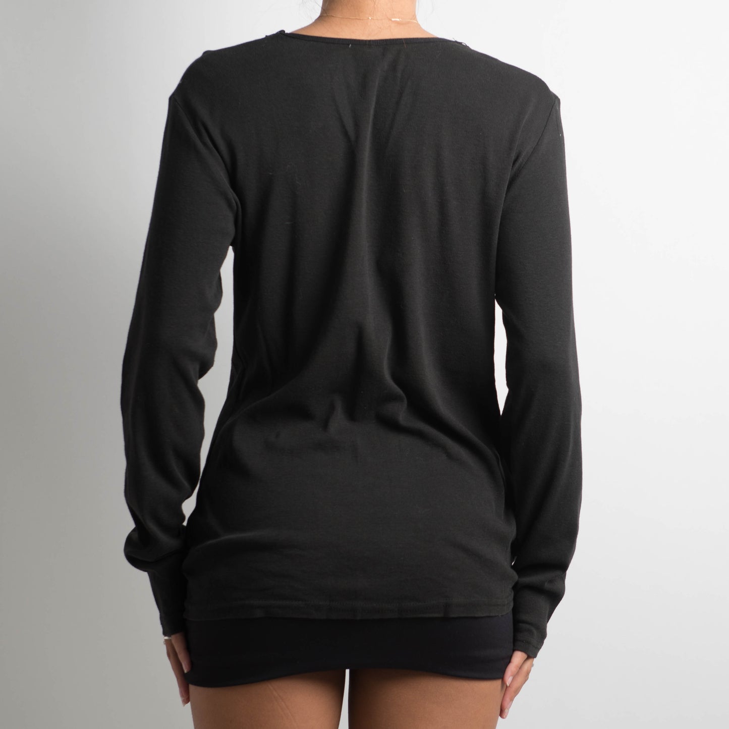 BLACK COTTON LONG SLEEVE