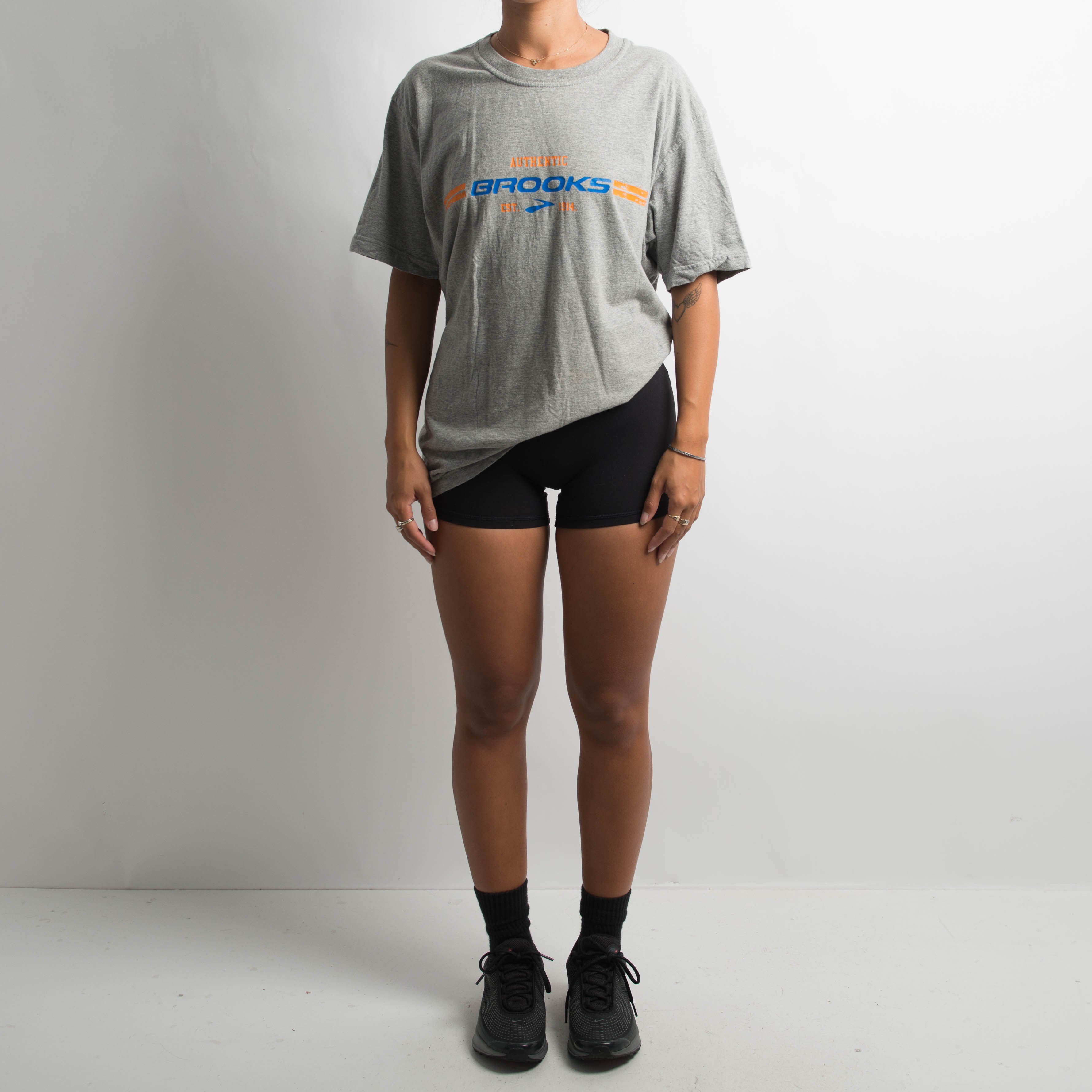 GREY LOOSE FIT TSHIRT