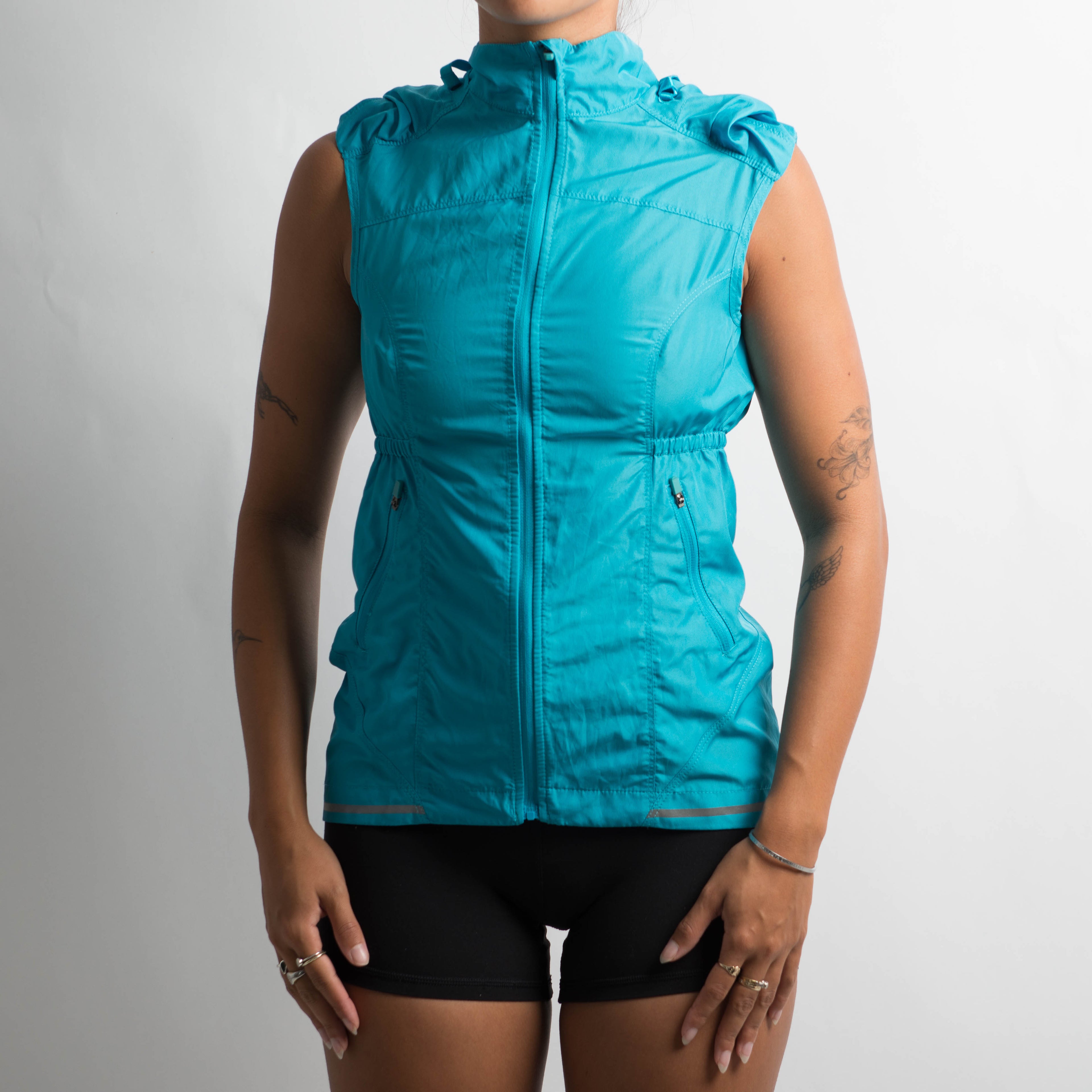 BLUE HOODED SPRAY VEST