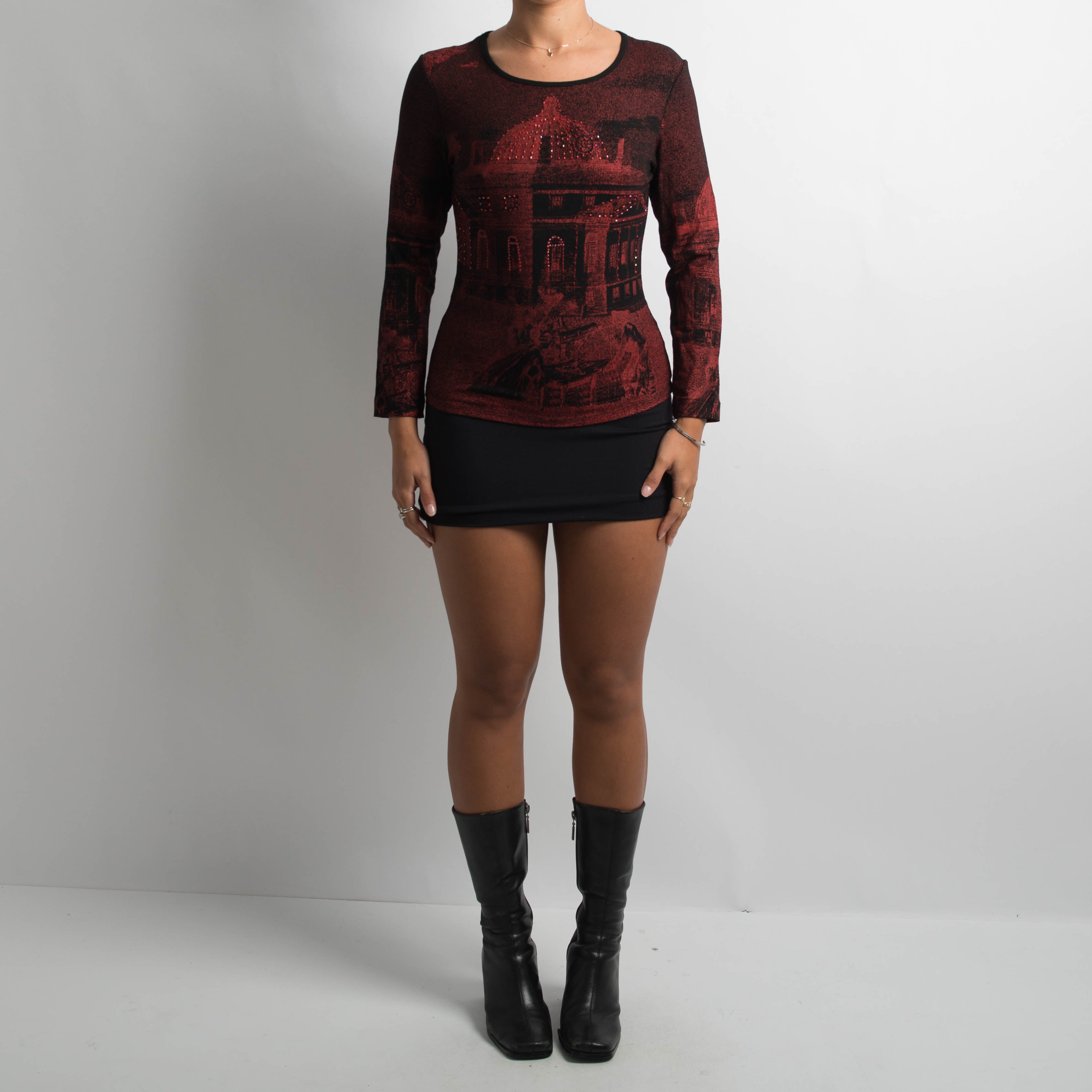 RED GRAPHIC LONG SLEEVE TOP