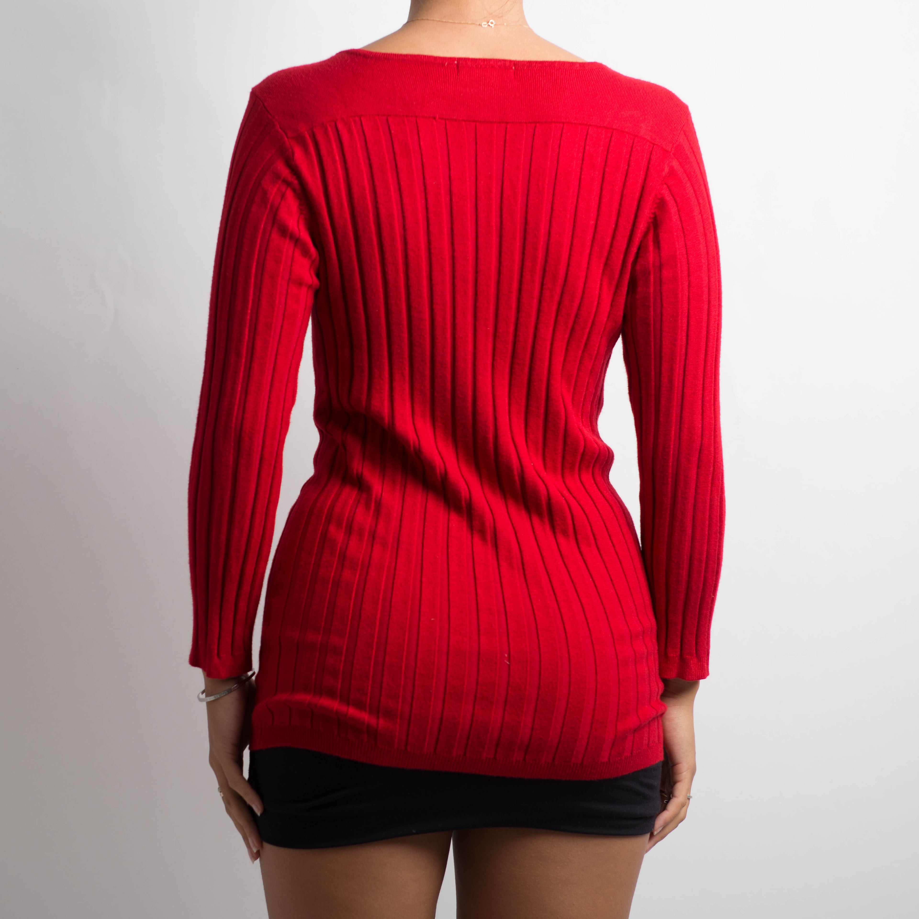 RED RIBBED LONG SLEEVE TOP