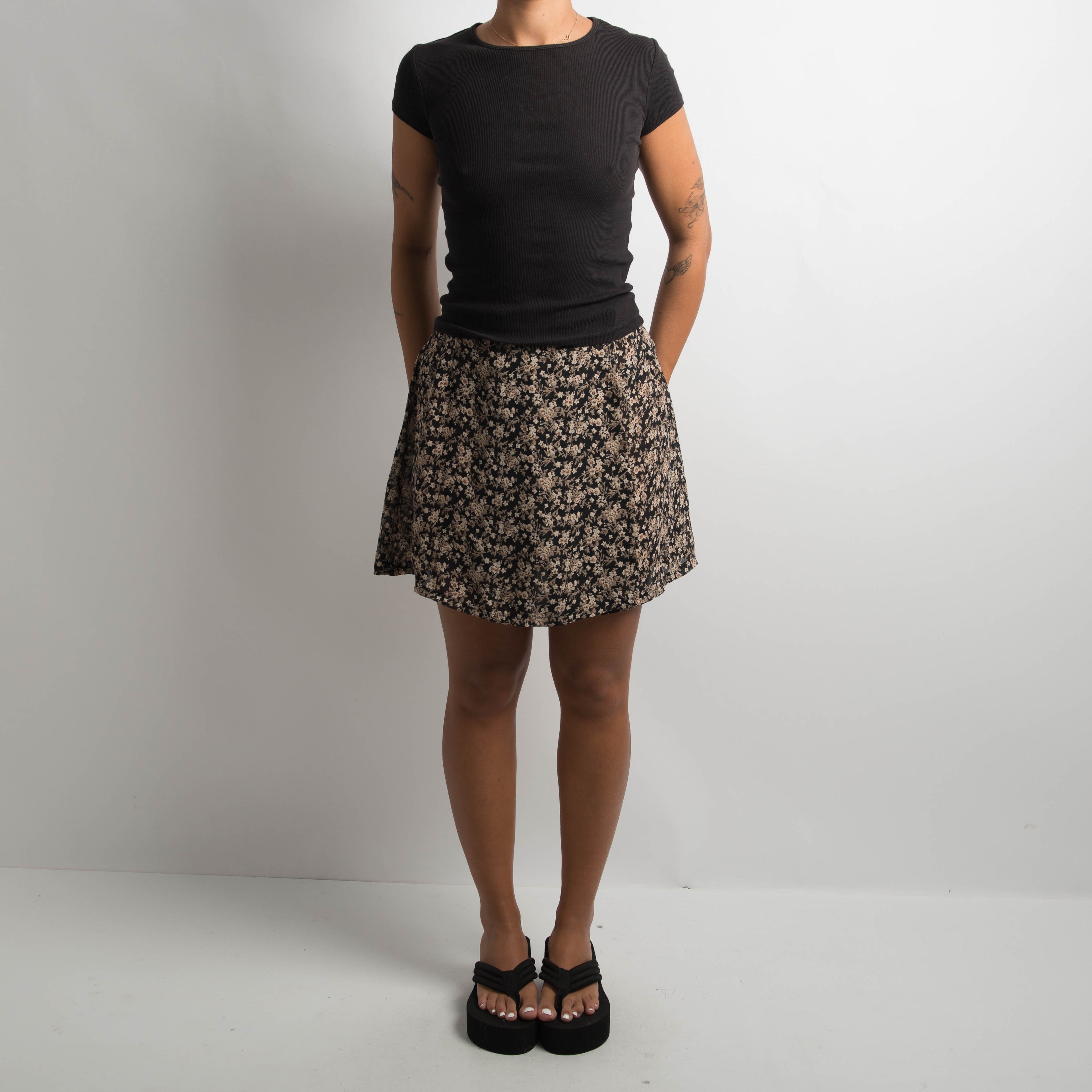 FLORAL MINI WRAP SKIRT