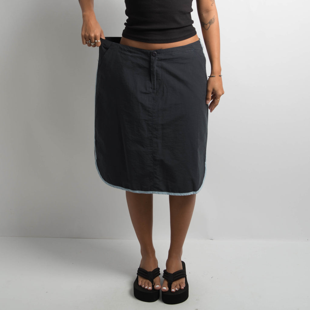 NAVY NYLON MIDI SKIRT