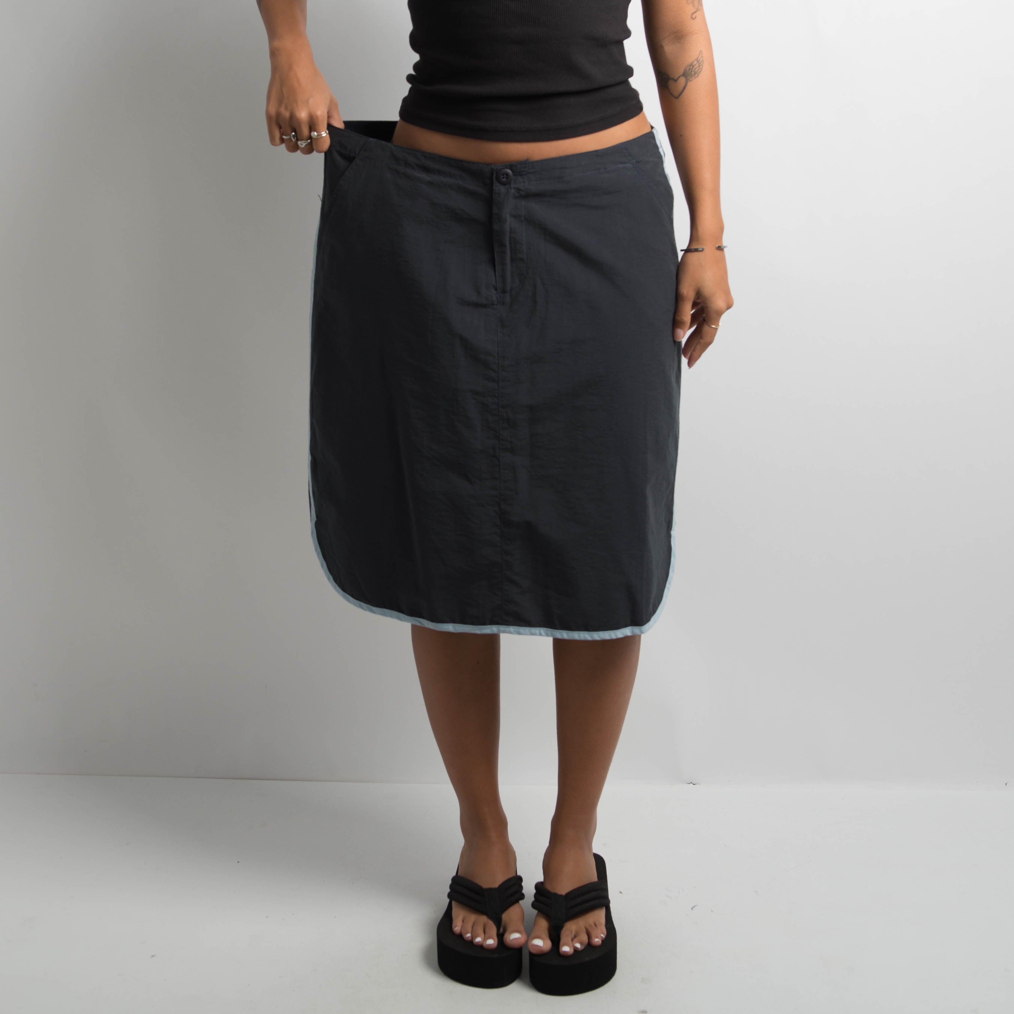NAVY NYLON MIDI SKIRT