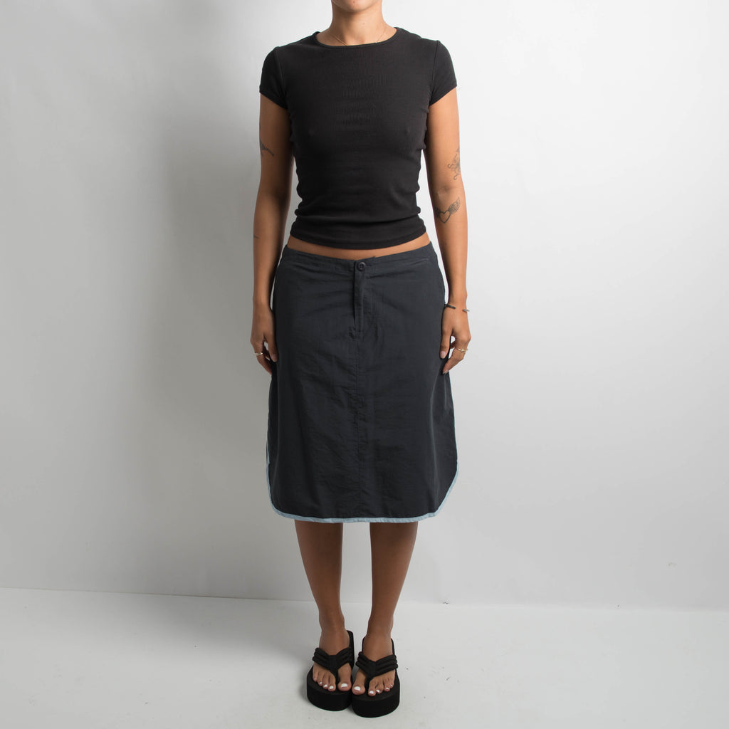 NAVY NYLON MIDI SKIRT