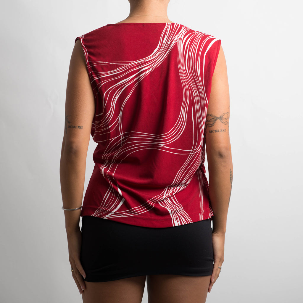 RED SLEEVELESS TOP