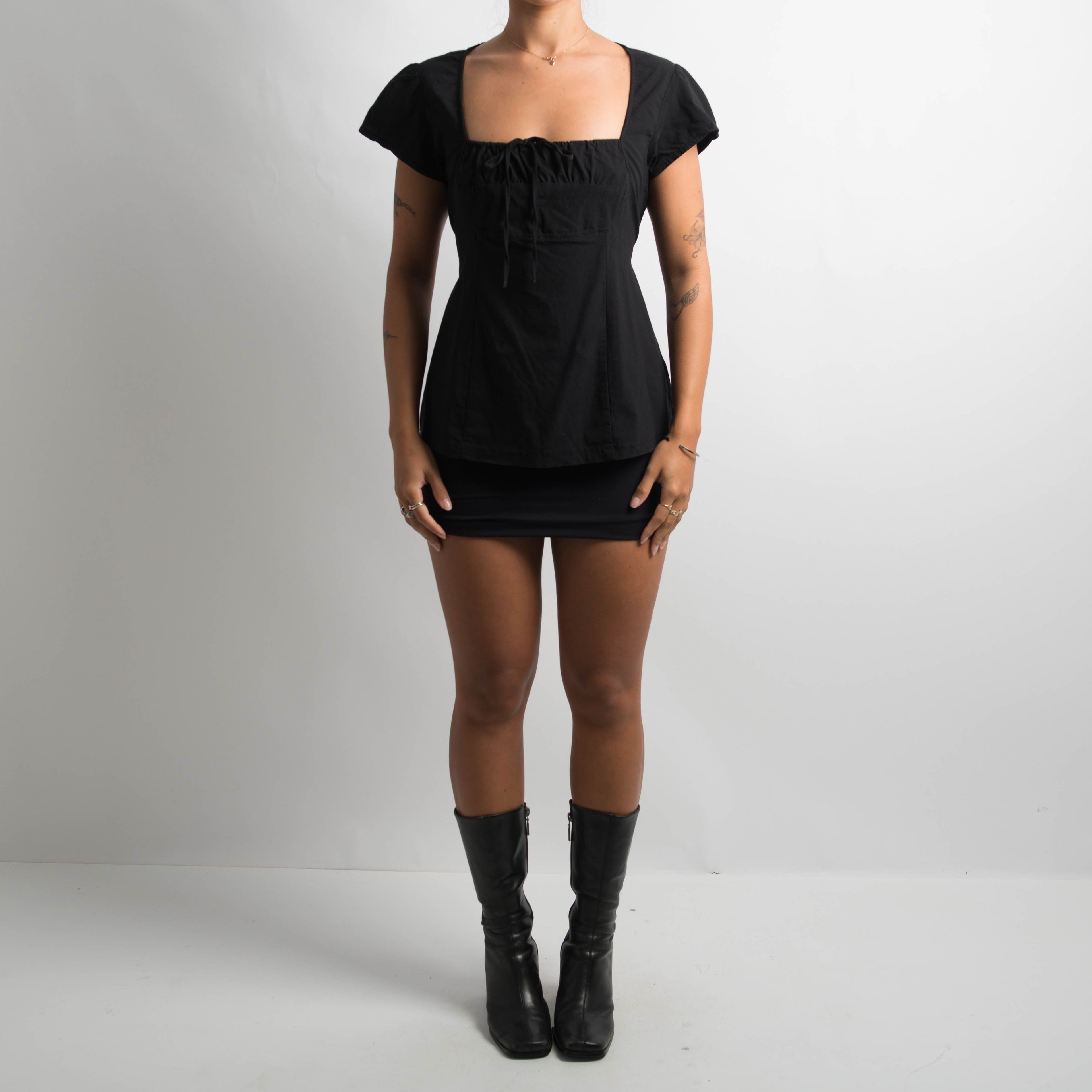 BLACK MILKMAID TOP