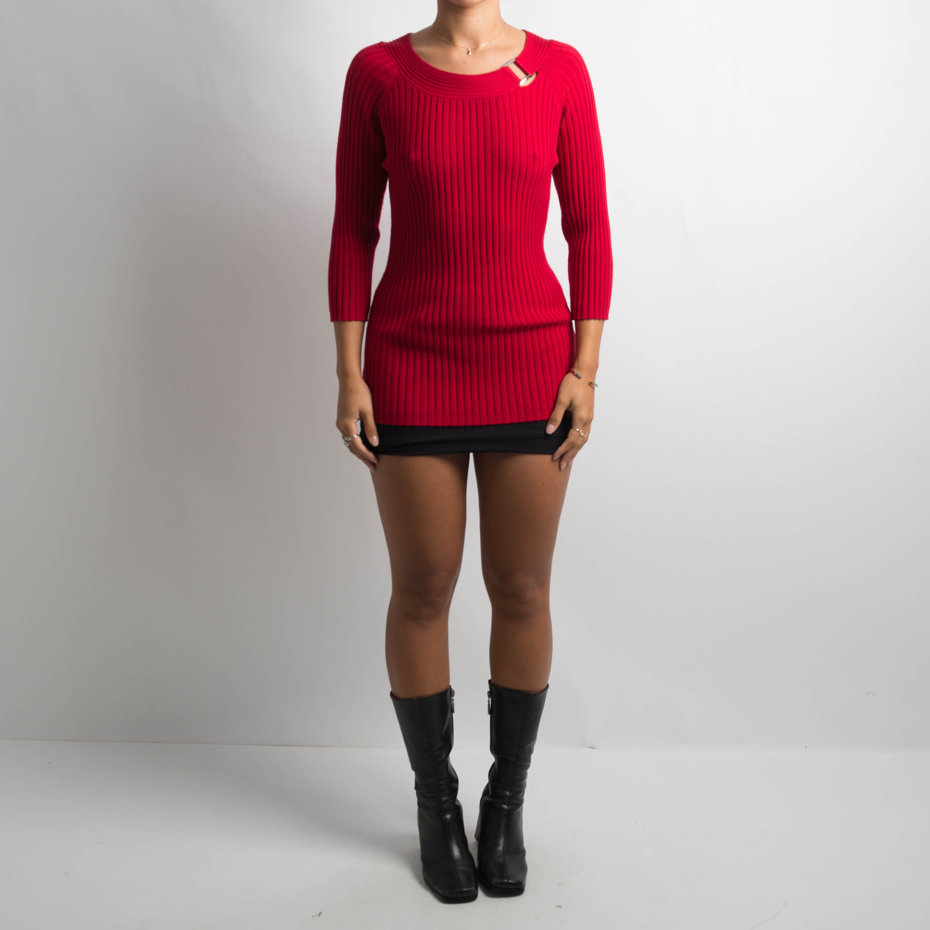 RED RIBBED 3/4 SLEEVE TOP