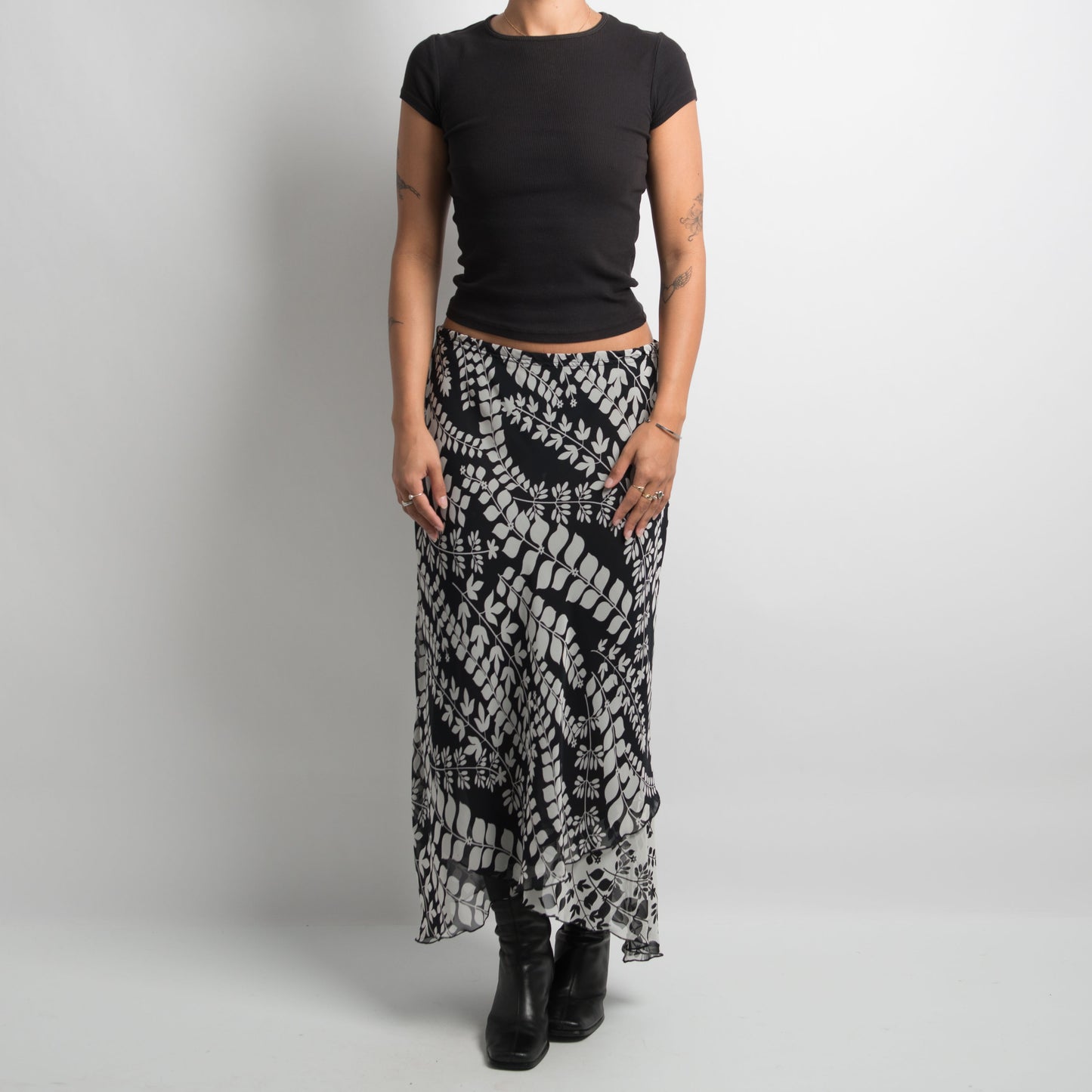 PATTERNED LONGLINE SKIRT