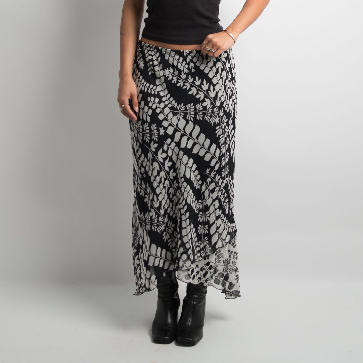 PATTERNED LONGLINE SKIRT