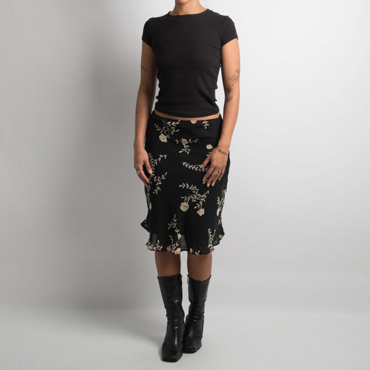 BLACK FLORAL MIDI SKIRT