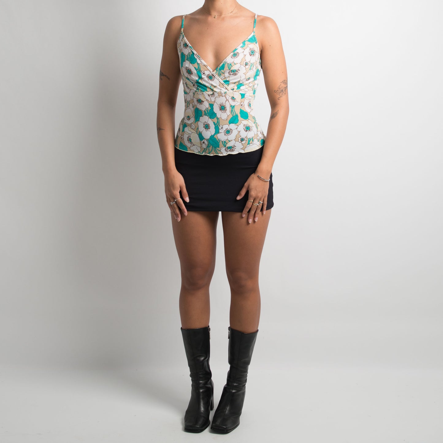 SLINKY FLORAL CAMISOLE