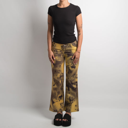 PANTALON À MOTIF FLEURI