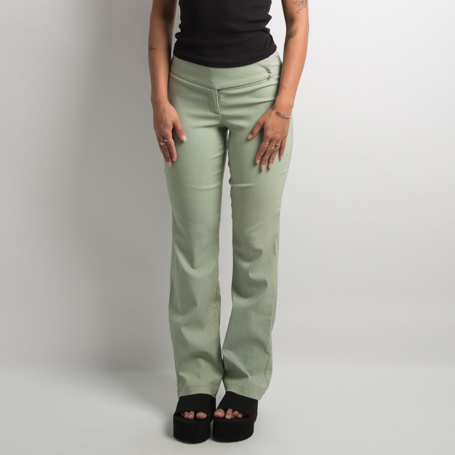 PANTALON SLIM FIT VERT MENTHE