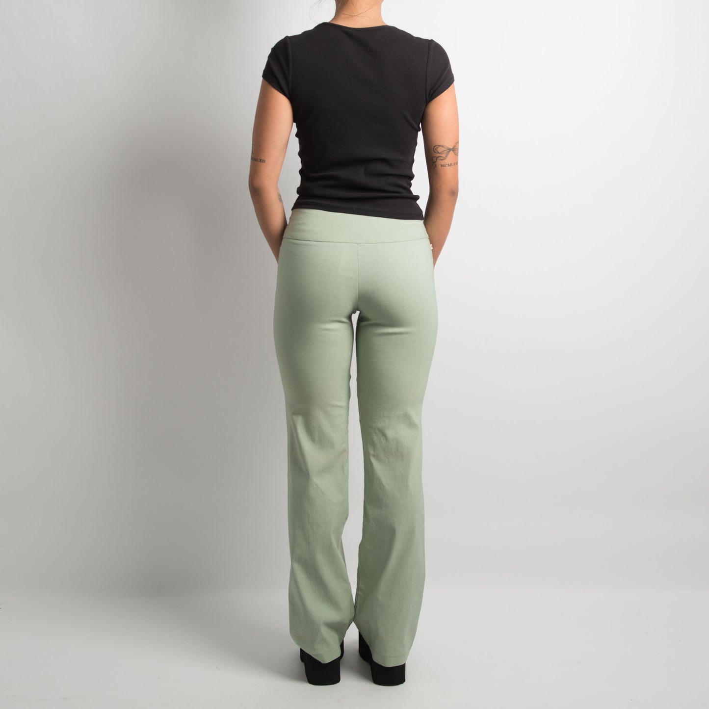 PANTALON SLIM FIT VERT MENTHE