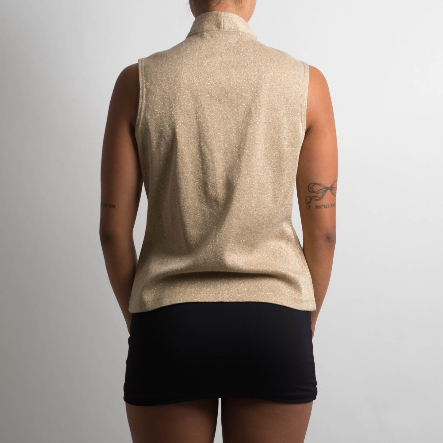 GOLD KNIT SLEEVELESS TOP