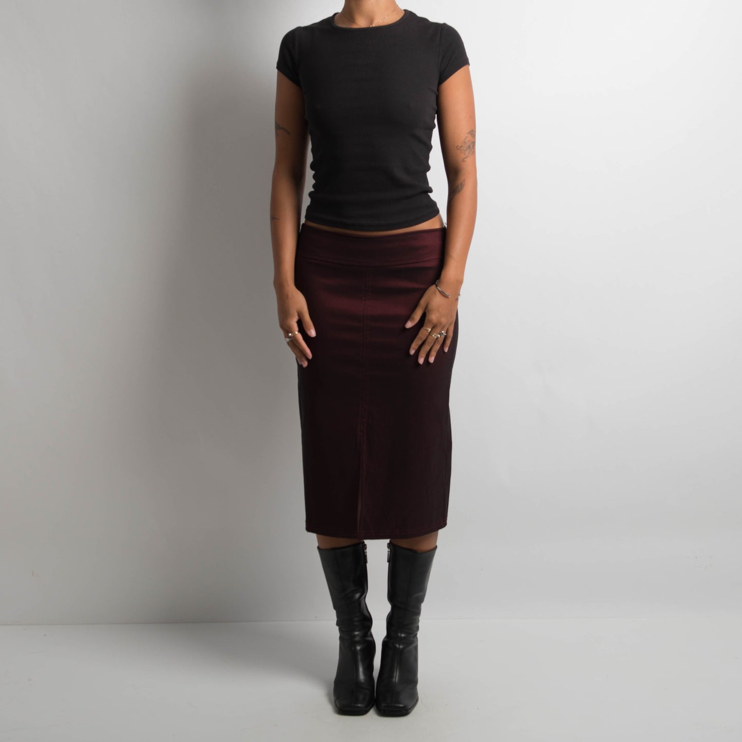 MAROON METALLIC MIDI SKIRT