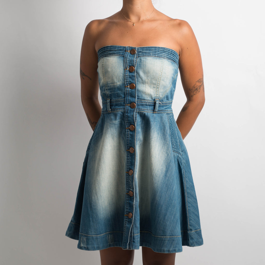 STRAPLESS DENIM DRESS