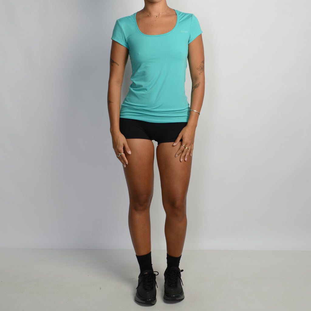 TURQUOISE ACTIVE TEE