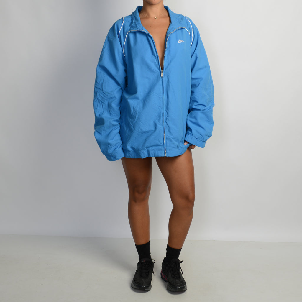 BLUE NIKE SPRAY JACKET