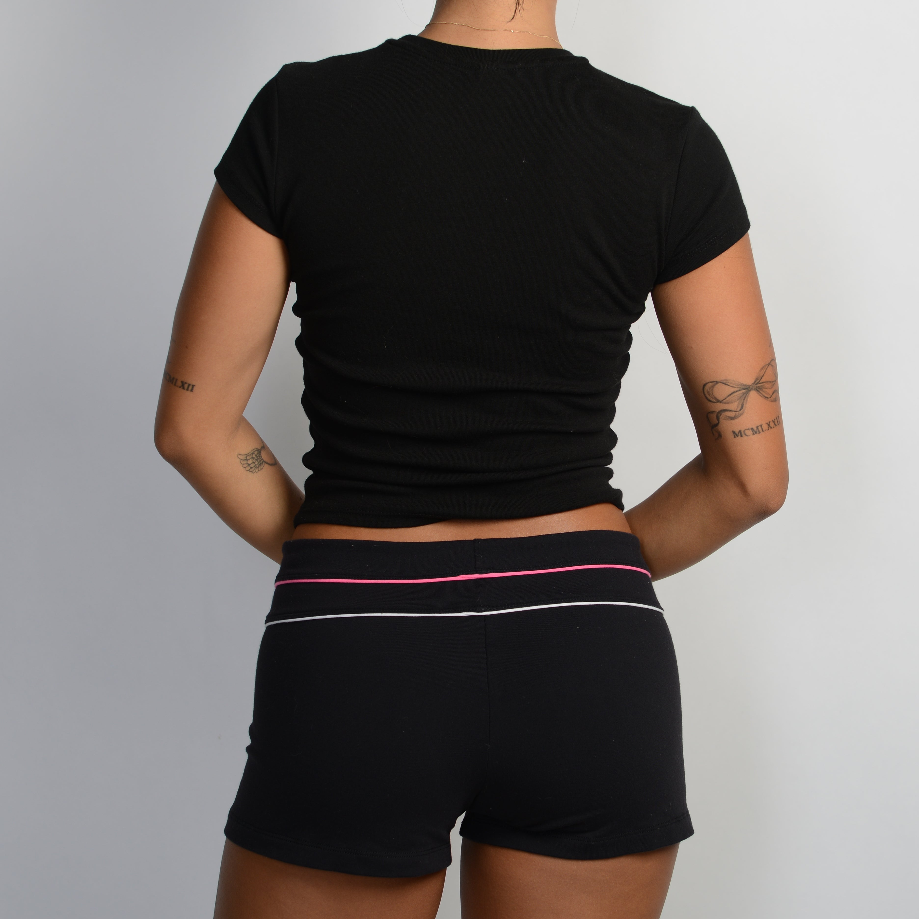 BLACK KICK SHORTS