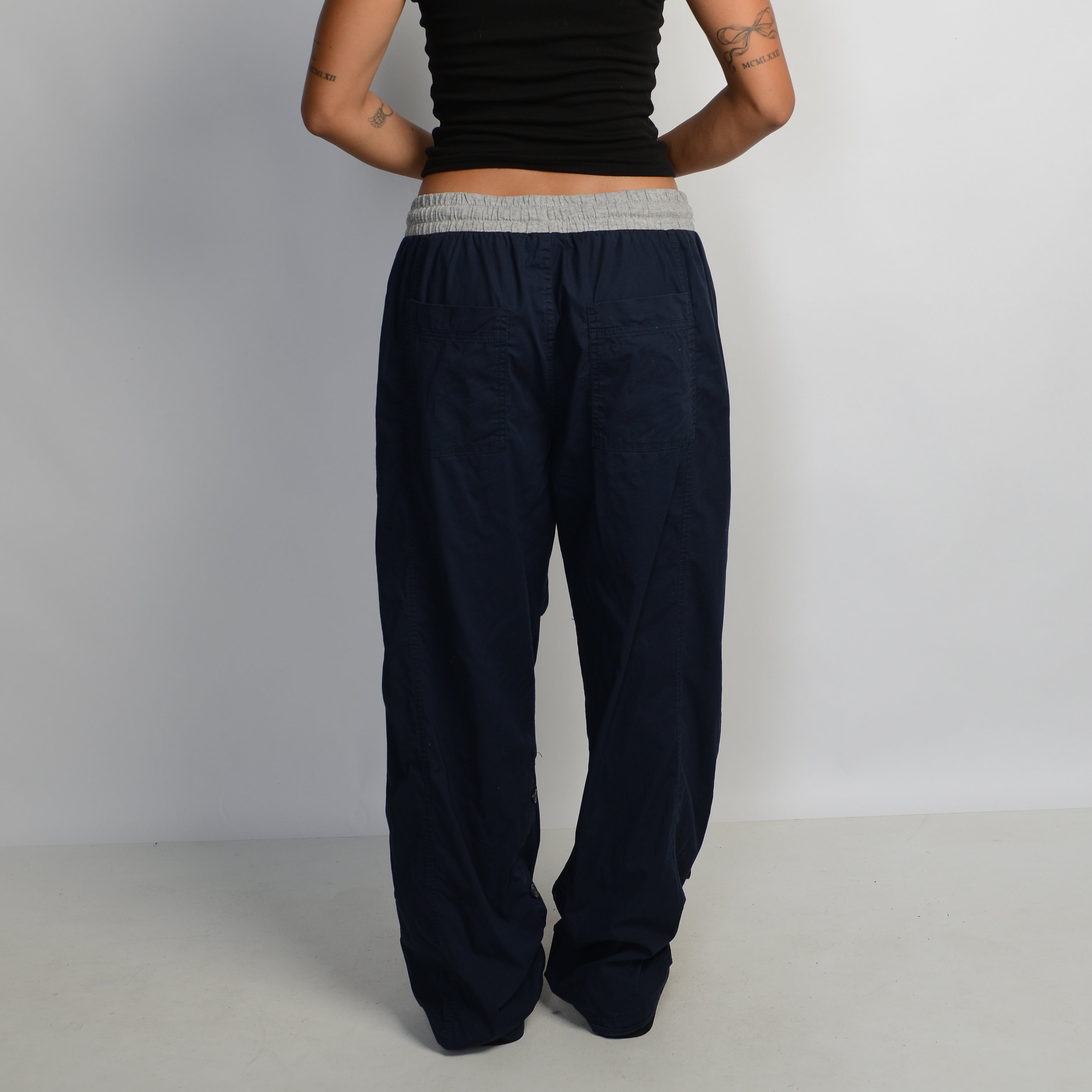 NAVY CARGO PANTS
