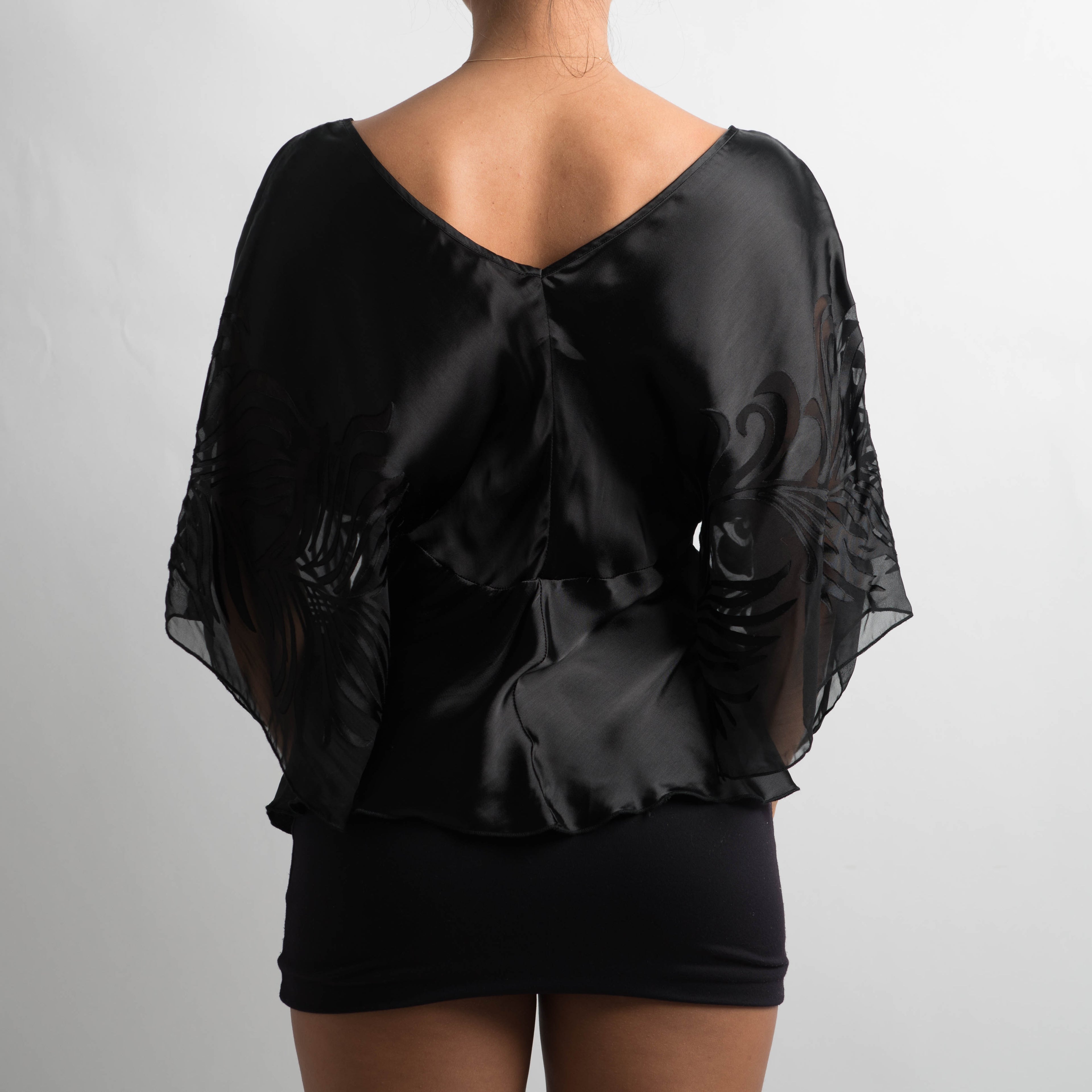 BLACK SILK TOP
