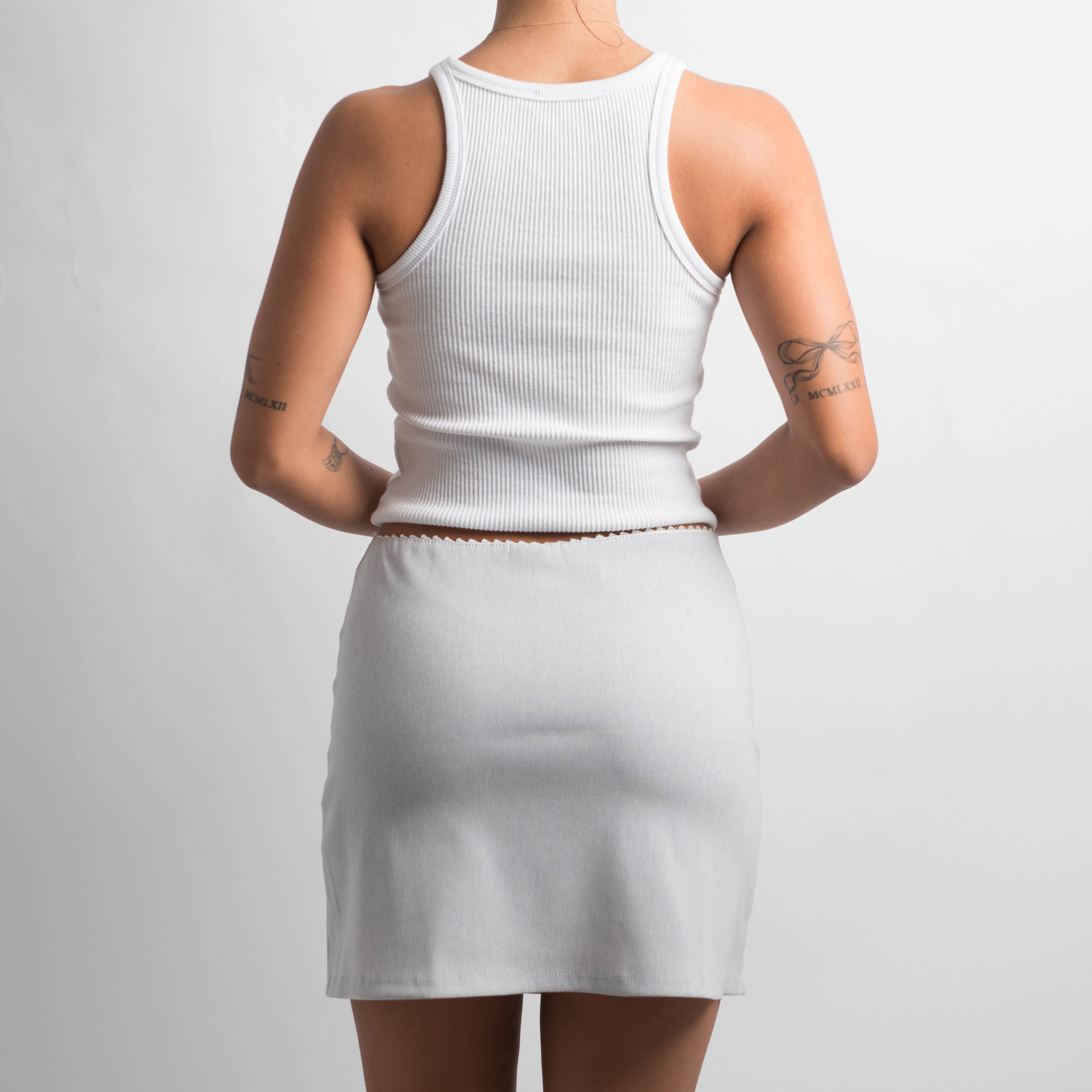 LIGHT GREY PICOT TRIM SKIRT