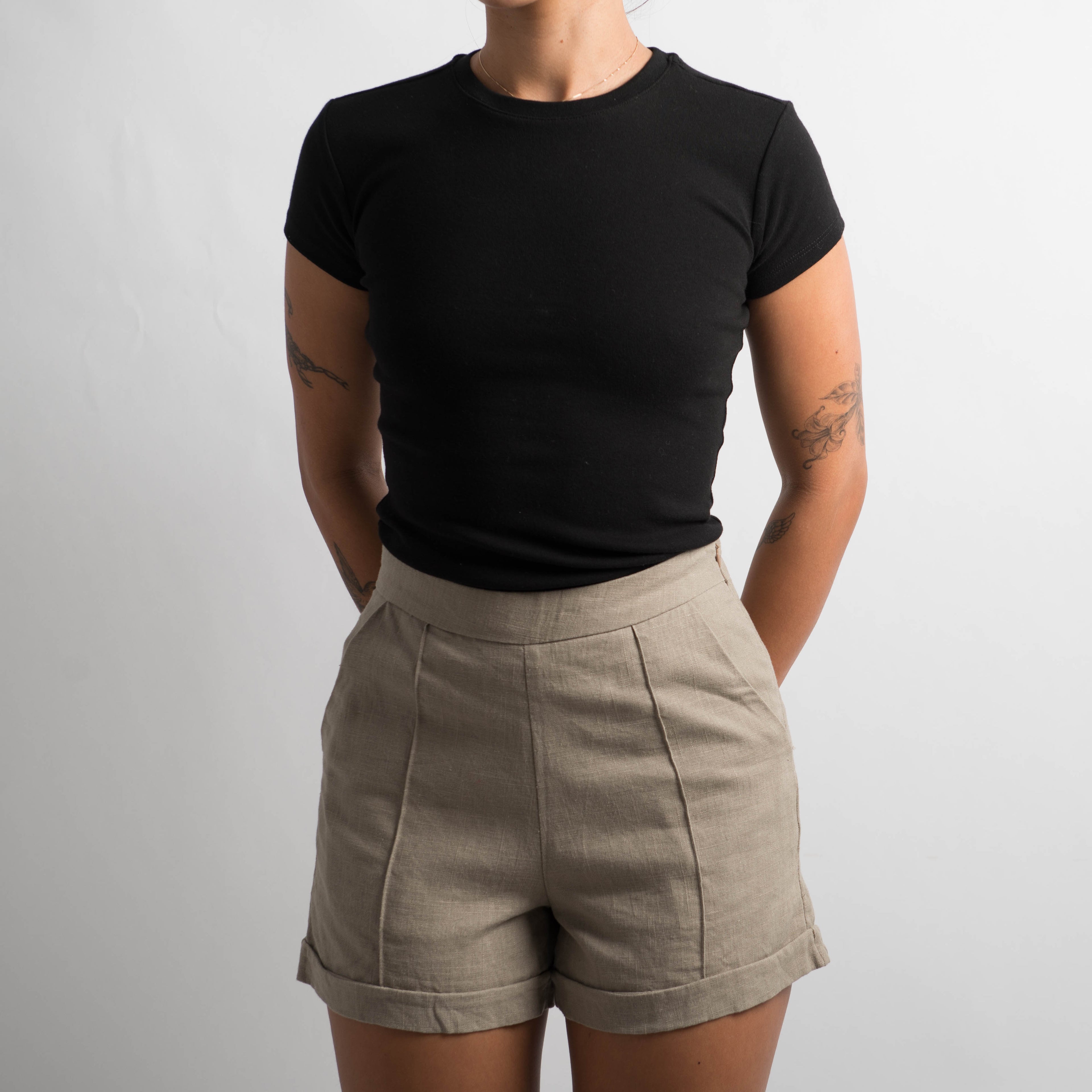 BROWN LINEN SHORTS