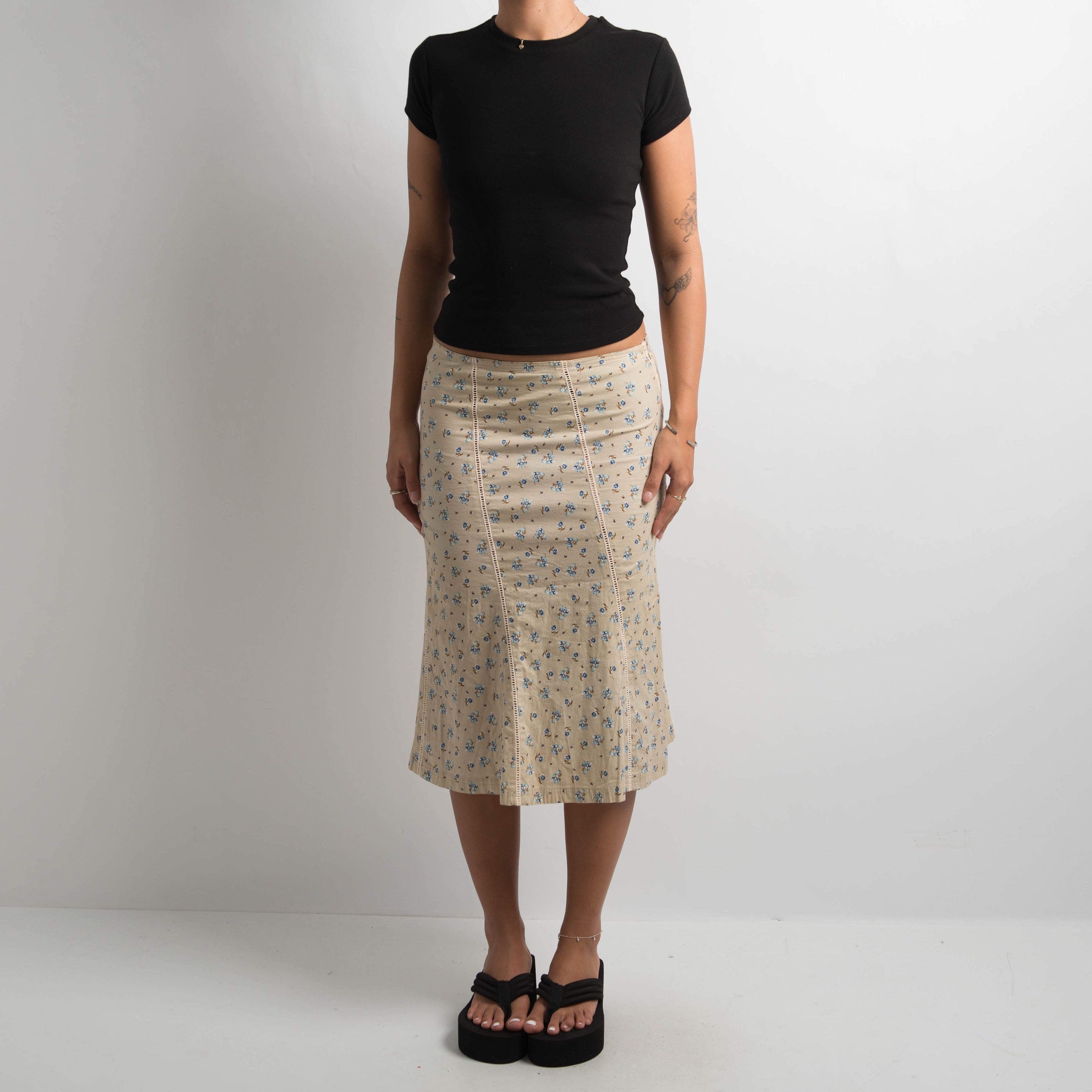 FLORAL MIDI SKIRT