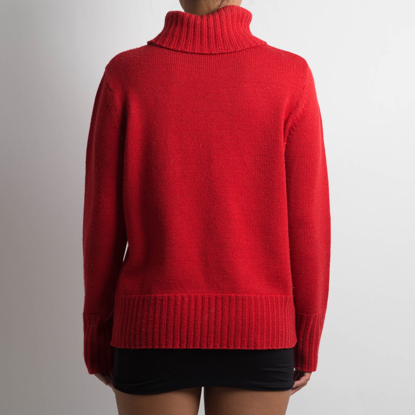 RED WOOL KNIT TURTLENECK