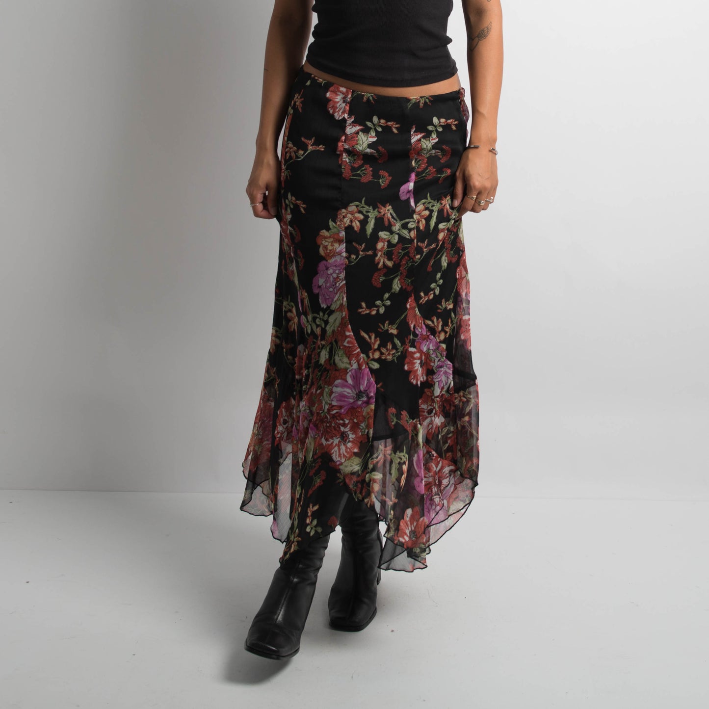 FLORAL LONGLINE SKIRT