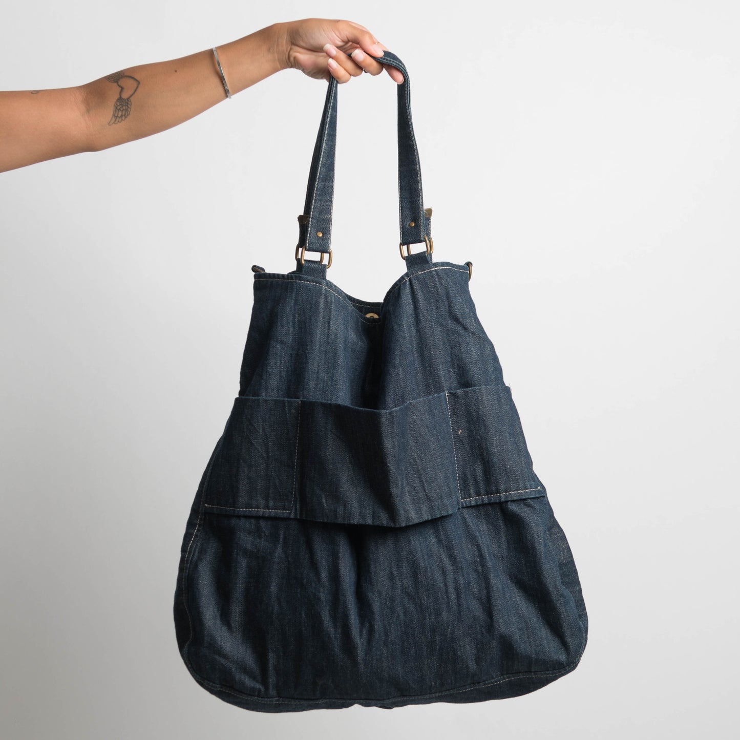 OVERSIZED DENIM BAG