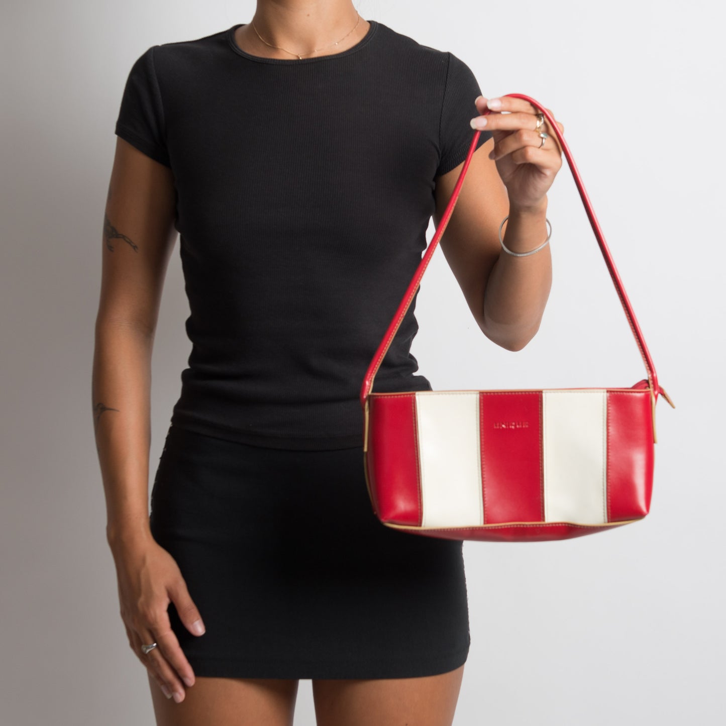 CREAM/RED HANDBAG