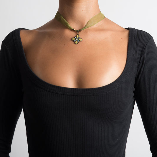 COLLIER RUBAN VERT