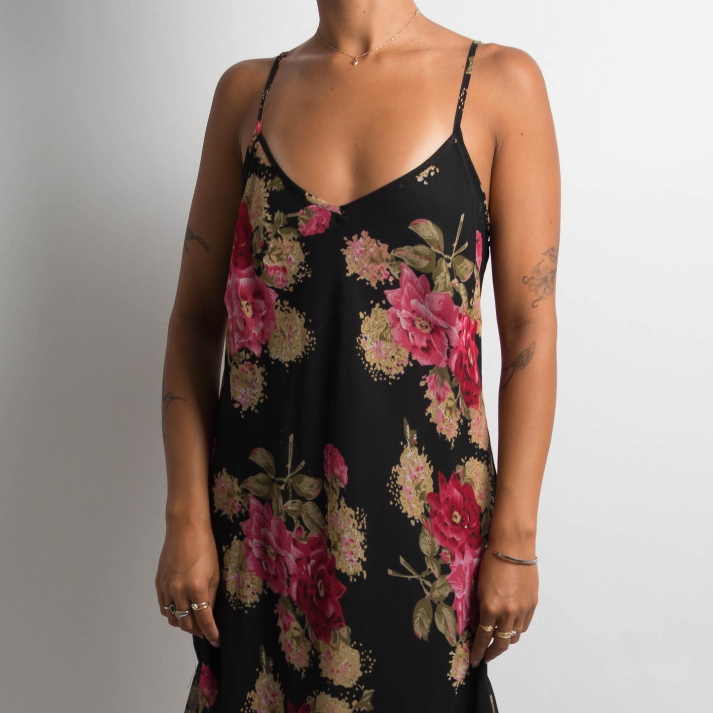 BLACK FLORAL EVENING DRESS