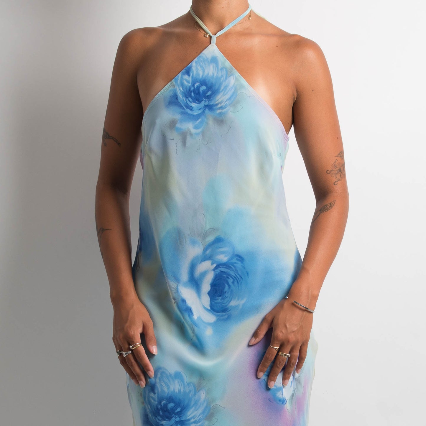 FLORAL HALTERNECK GOWN