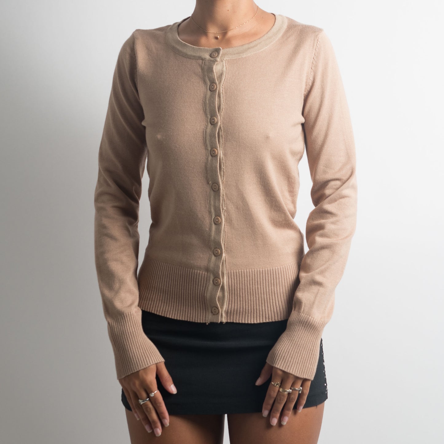 BEIGE BUTTON UP CARDIGAN