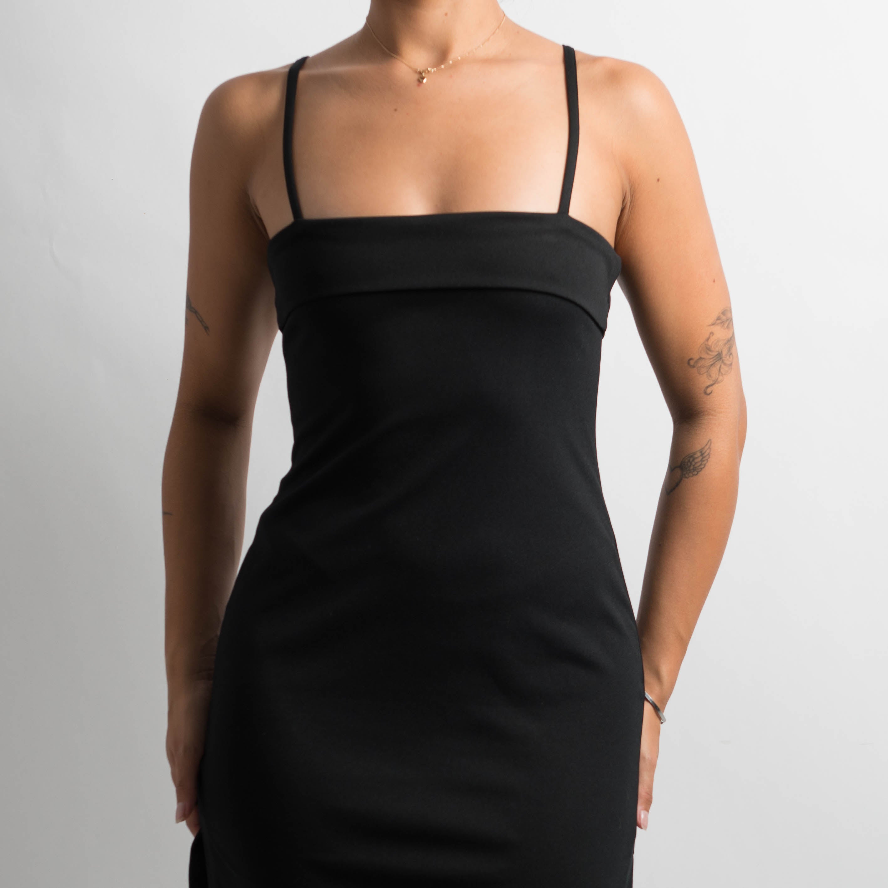 BLACK 90'S DRESS