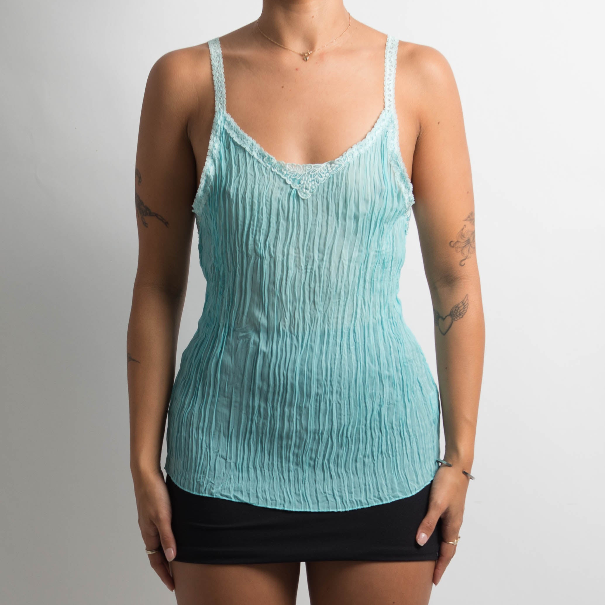 TEXTURED BLUE CAMISOLE