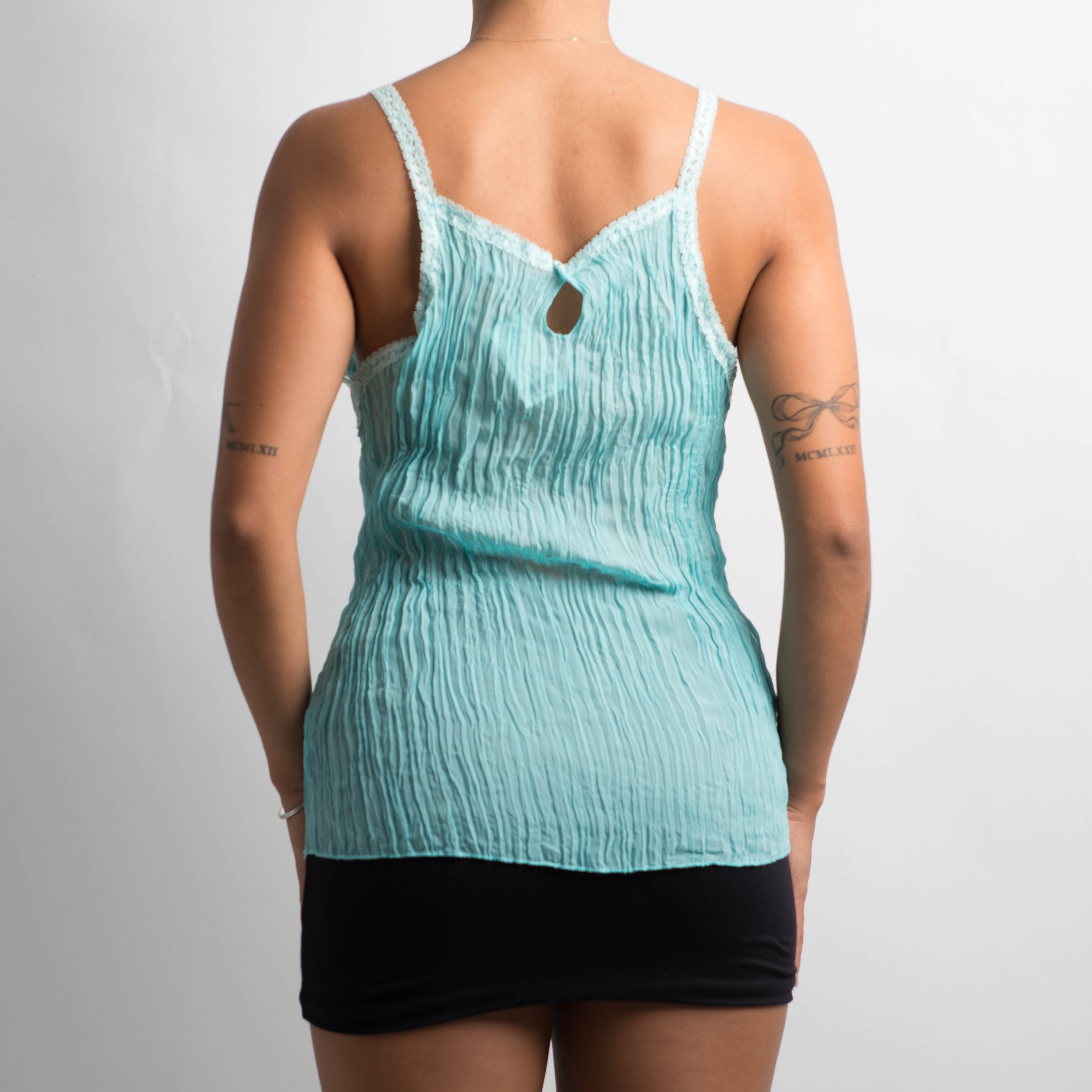 TEXTURED BLUE CAMISOLE