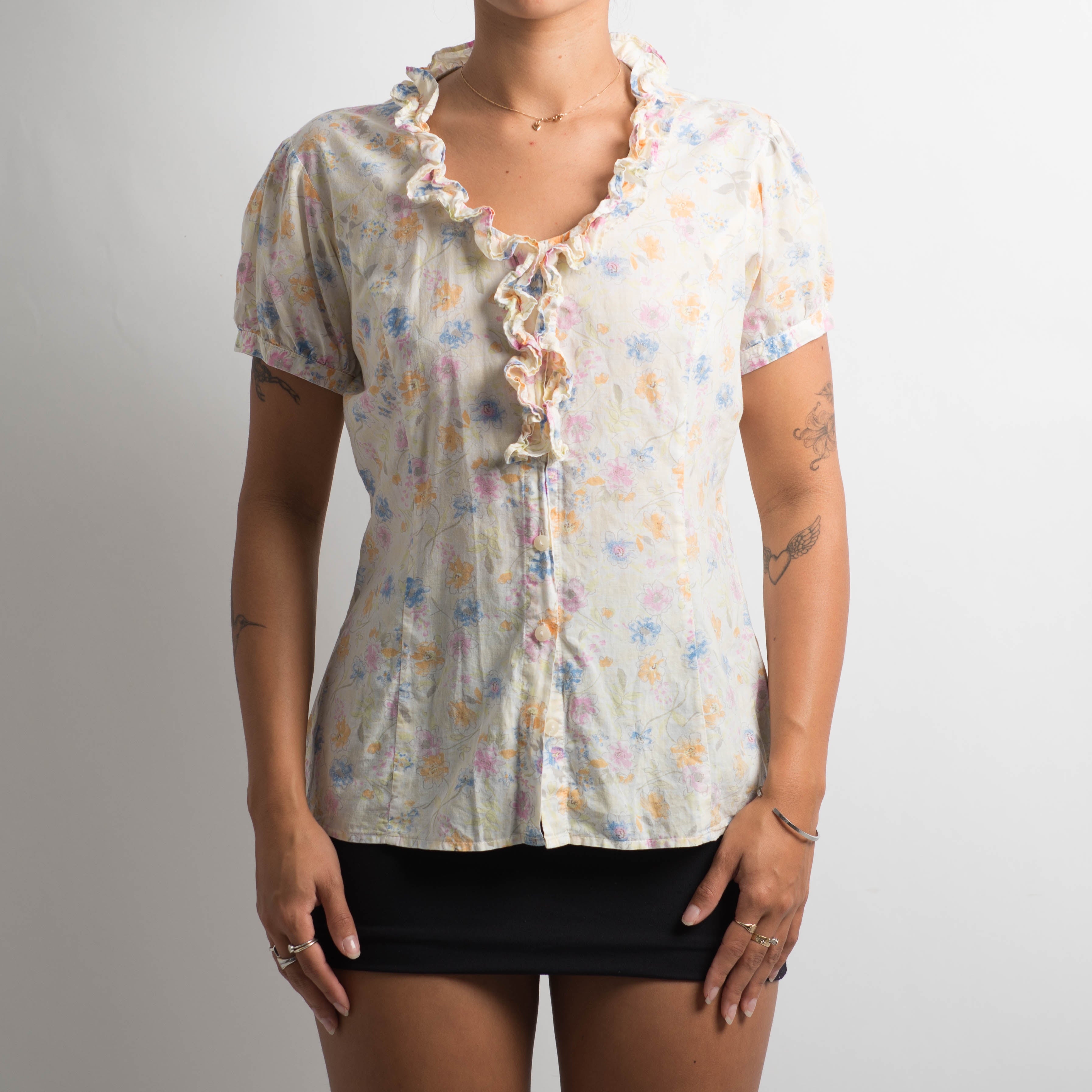 FLORAL SHORT SLEEVE BLOUSE