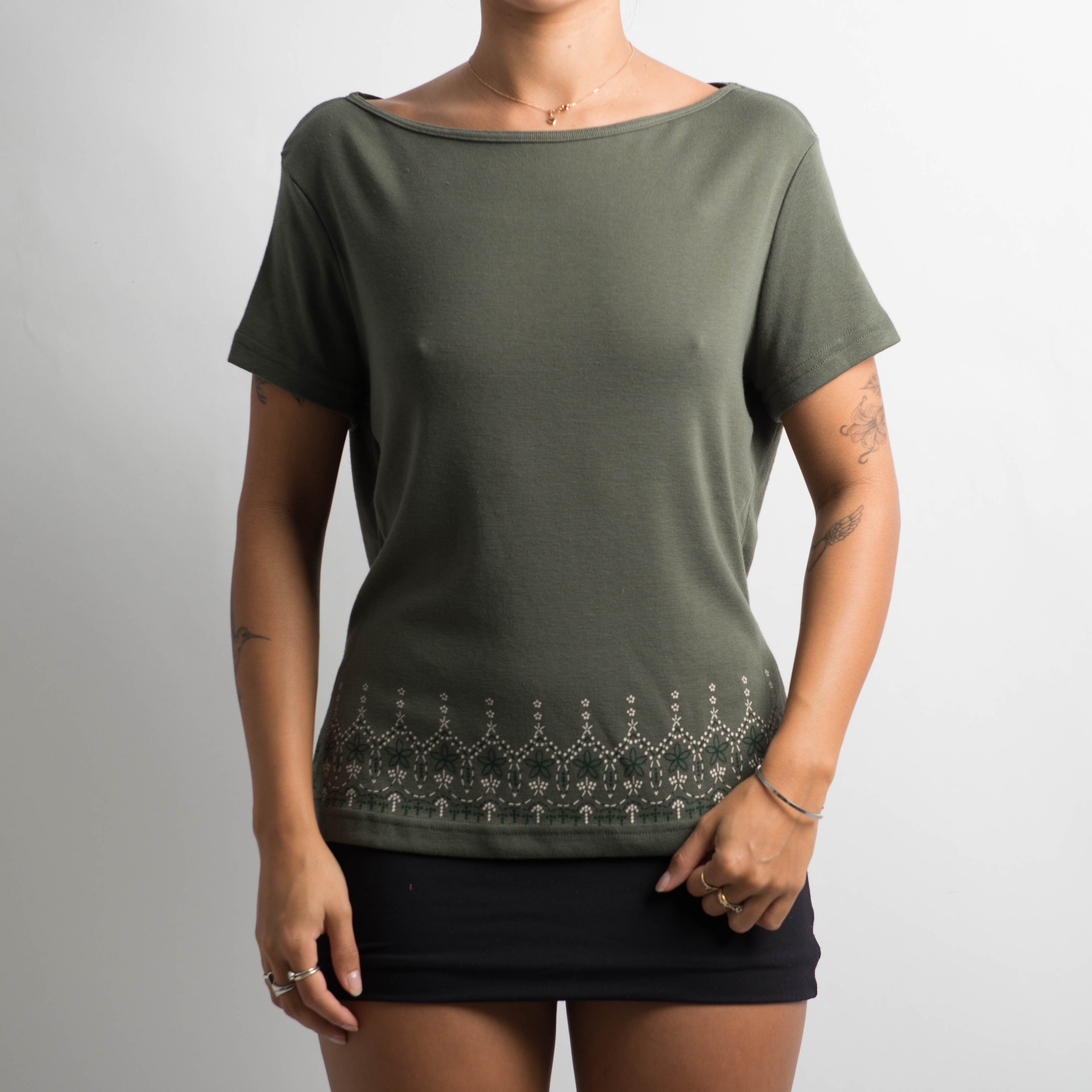 KHAKI GREEN TSHIRT