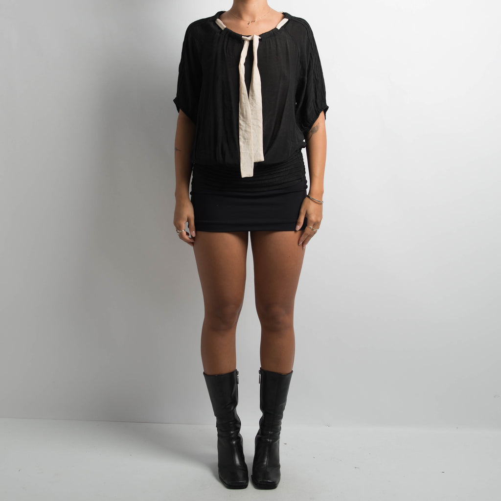 BLACK DRAWSTRING TOP