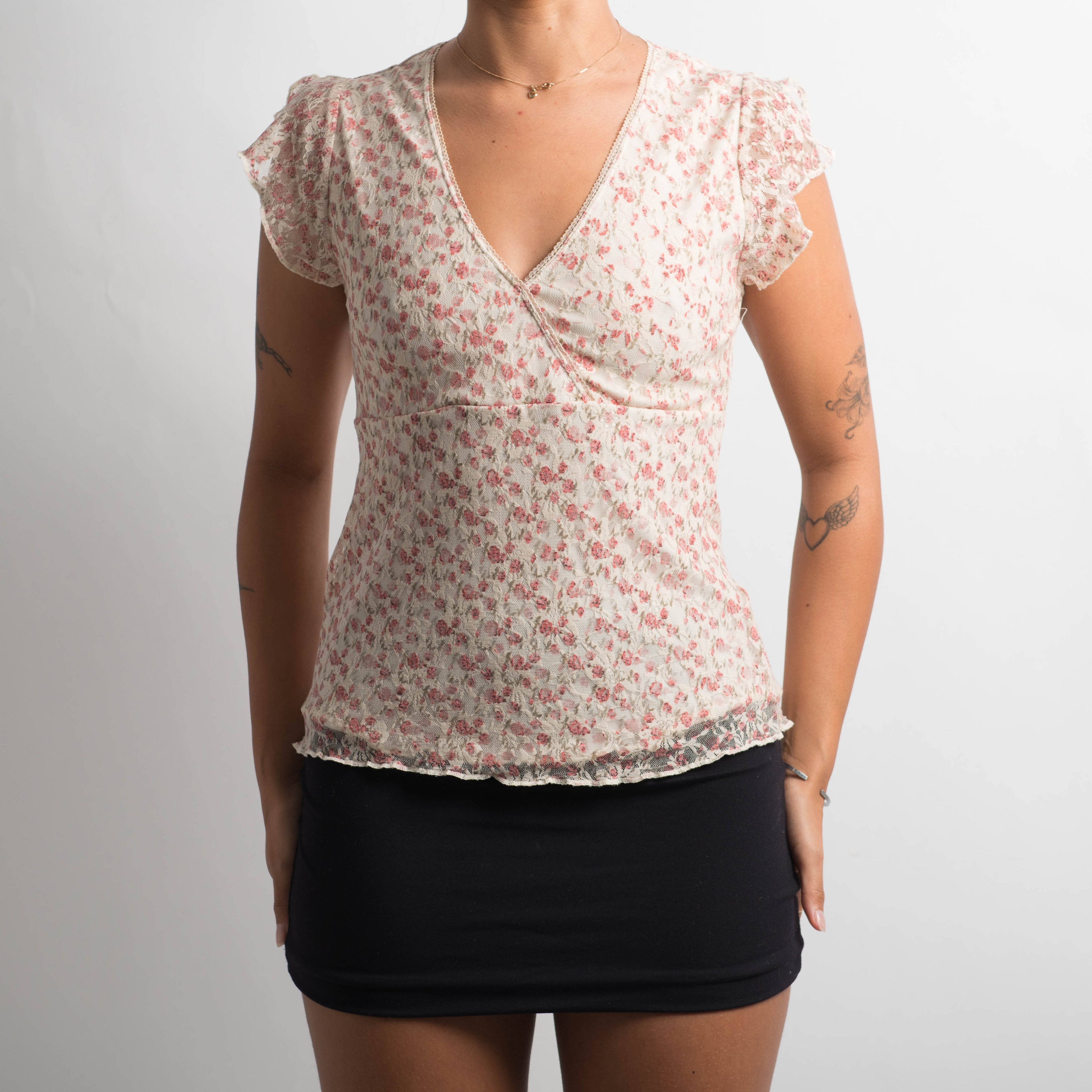 FLORAL MESH TOP