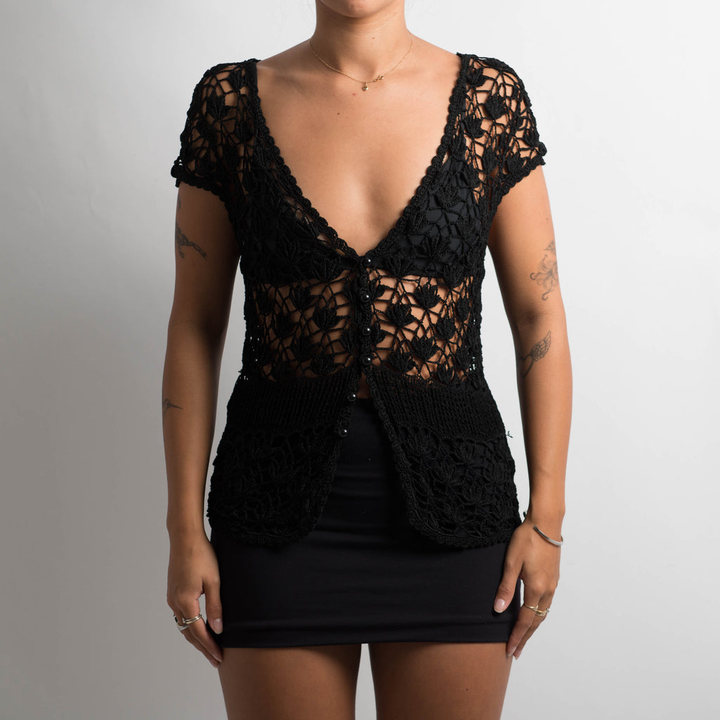 BLACK CROCHET TOP
