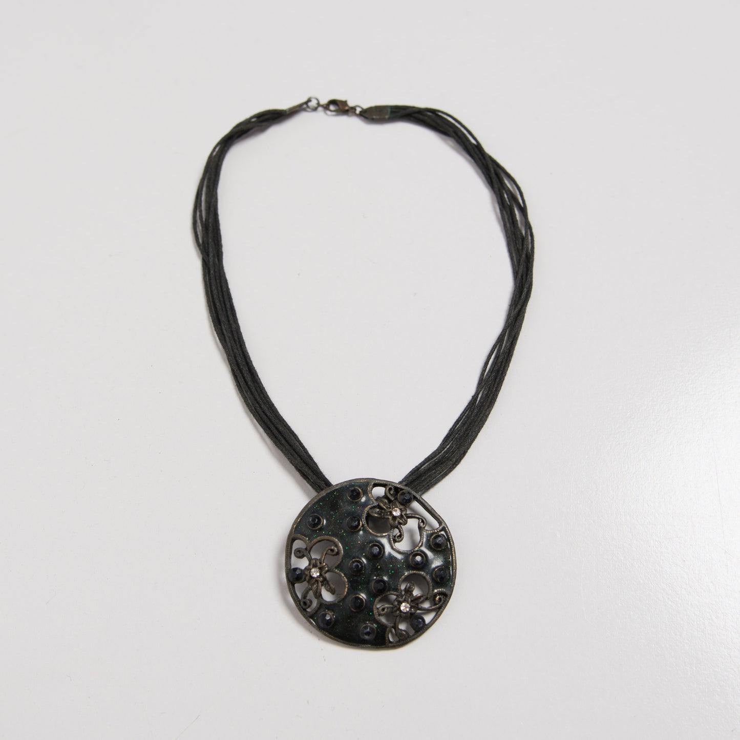 COLLIER GRIS FONCÉ