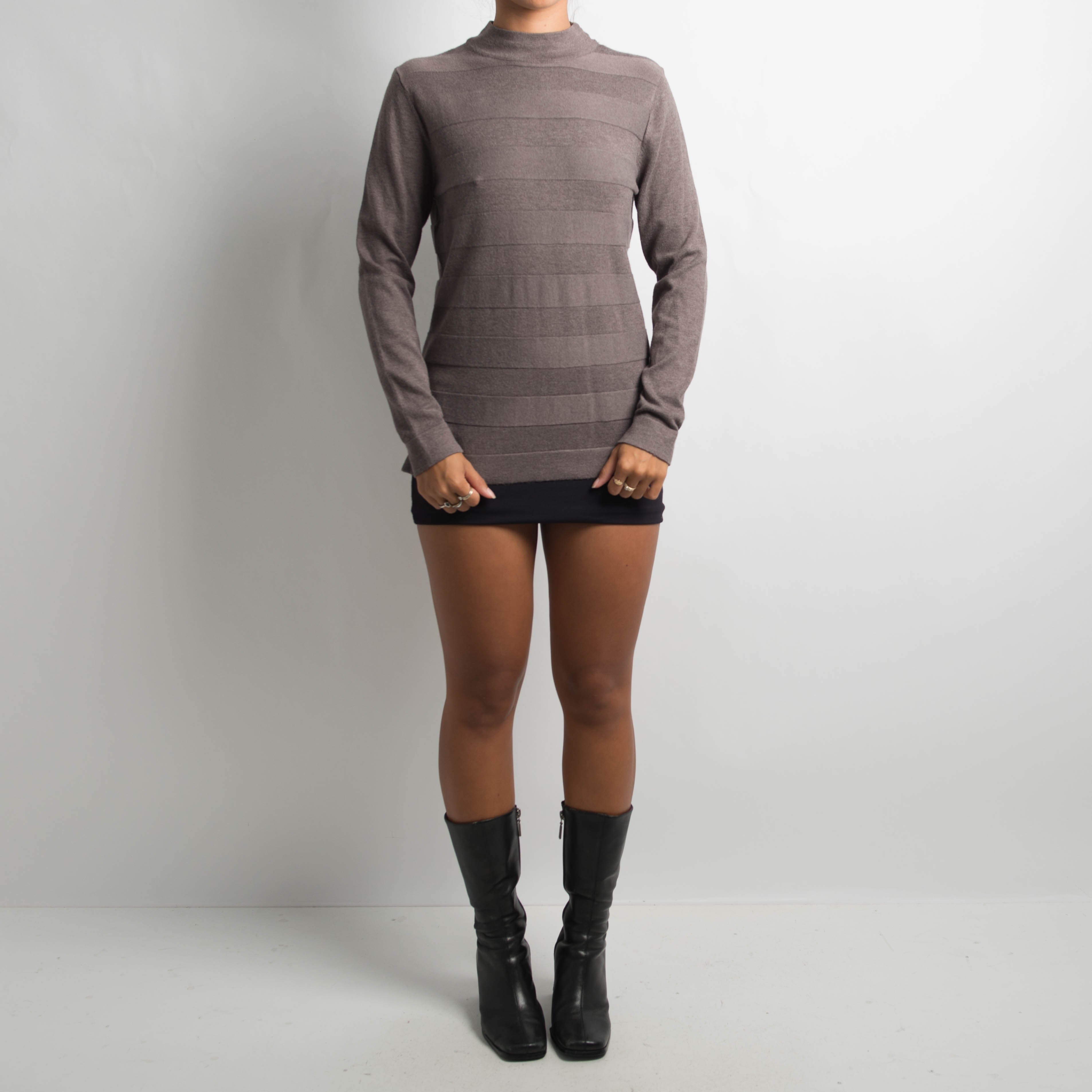 SOFT STRIPED MOCKNECK TOP