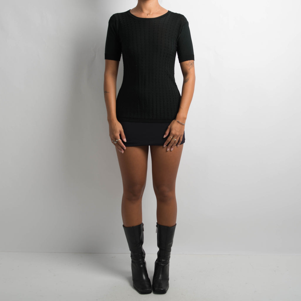 BLACK KNIT TSHIRT