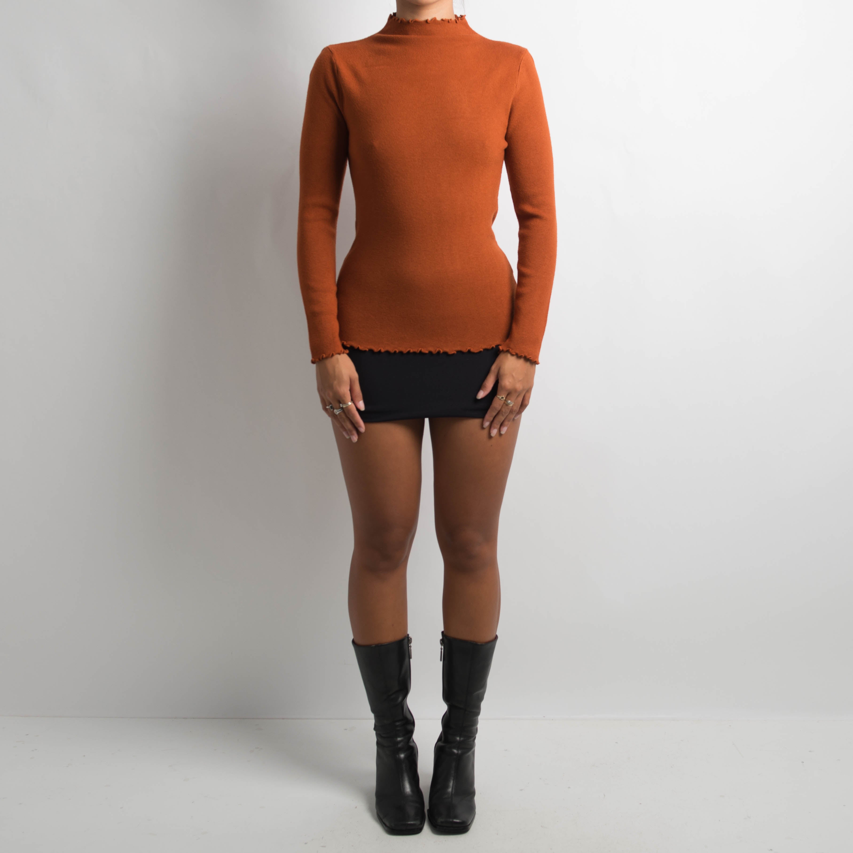 ORANGE MOCKNECK KNIT TOP